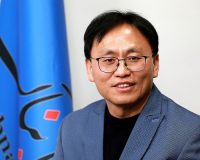 مدیر مرکز چین و خاورمیانه دانشگاه شائوشینگ چین در گفت‌و‌گو با تابناک: مذاکرات ایران و آمریکا شکست بخورد احتمال جنگ بالاست/ ایران خود را برای دفاع آماده کرده است/ محور «ایران-چین-روسیه» اساساً اشتباه است